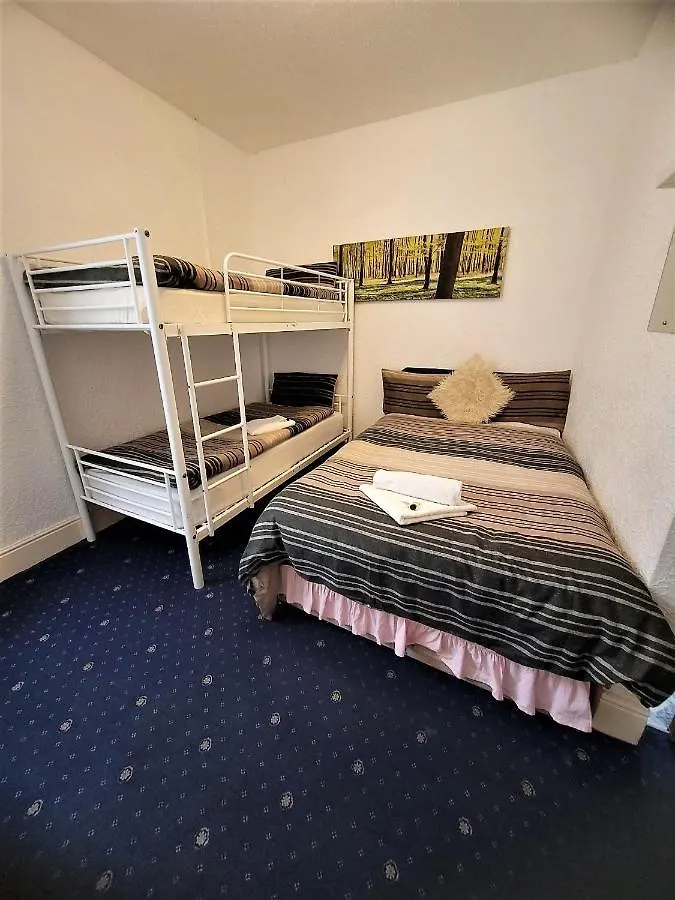 Guest house The Woodland Hotel Blackpool
