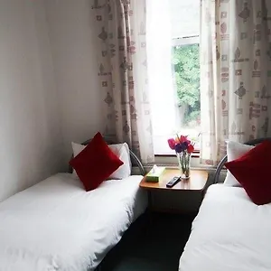 Guest house Manor Park House Ilford